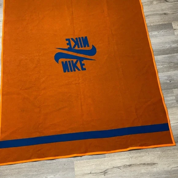 NIKE Vintage Blue Orange Authentic Pendleton Rare Blanket in Box - Picture 9 of 15